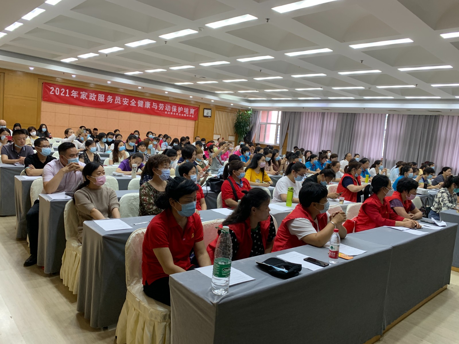 图片4.jpg 图片4.jpg